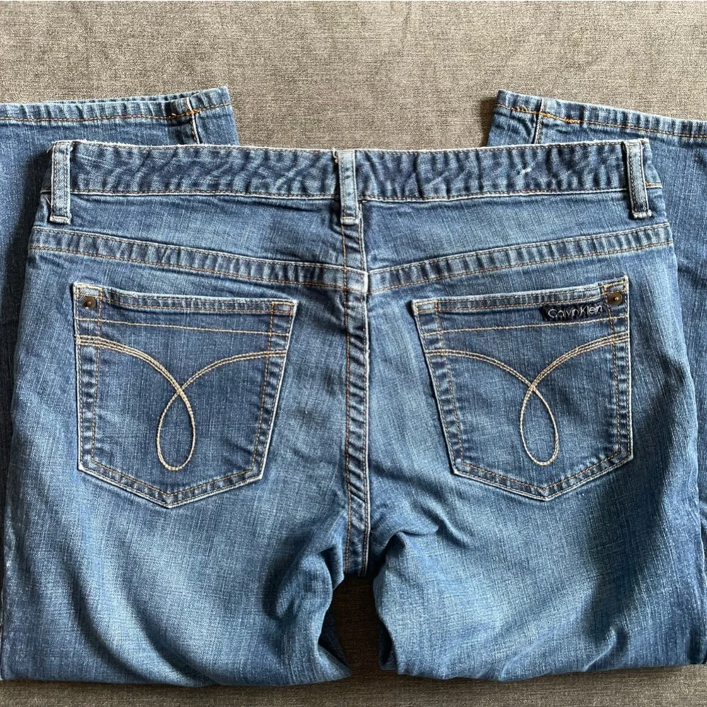 Calvin Klein Blue Straight Capri Jeans - Picture 2 of 4